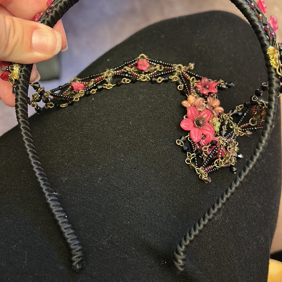 Flower chain headband - Picture 11 of 12